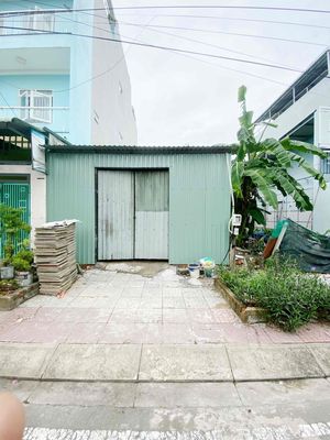 Bán nhà 3.5 tỷ 65m2 Ngã 3 Long Trường Lã Xuân Oai, Đường Thông 10m