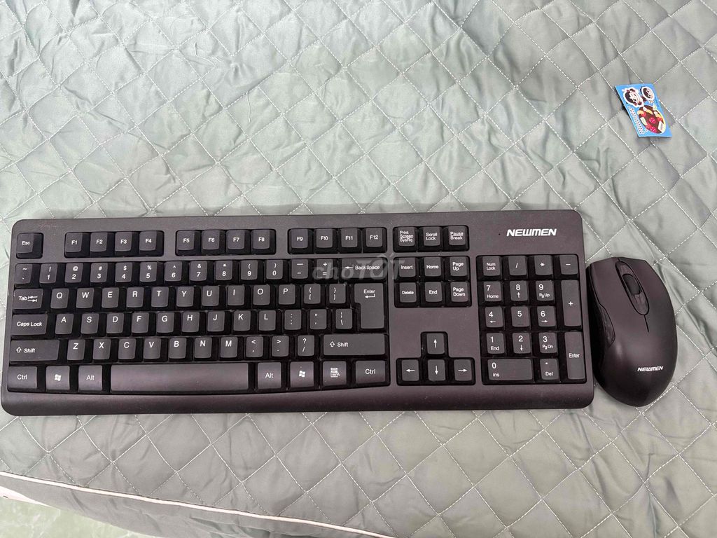 Bàn phím và chuột không dây Newmen. Mua bán Phụ kiện (Màn hình, Chuột...) tại Quận 5 Tp Hồ Chí Minh được đăng bởi vinh phong hình 1