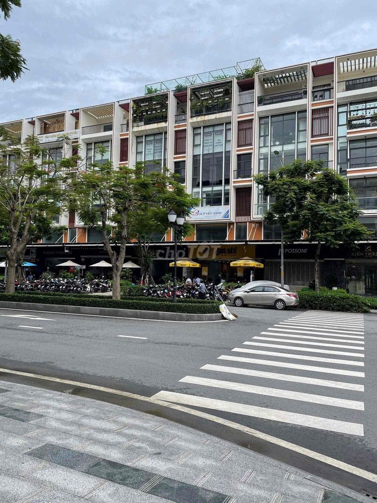 Shophouse Nguyễn Thị Nhung, 7x20m 6 tầng hoàn thiện đẹp giá 60 triệu