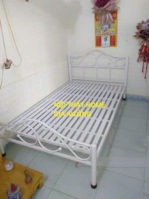 Giường cổ điển sang trọng _giao hàng nhanh. Mua bán Giường, chăn ga gối nệm tại Quận 5 Tp Hồ Chí Minh được đăng bởi Nội Thất Home