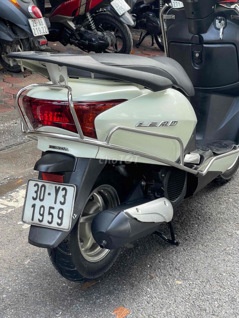 LEAD 110 Fi chất lượng. Mua bán Xe máy tại Quận Đống Đa Hà Nội được đăng bởi Hà hình 6