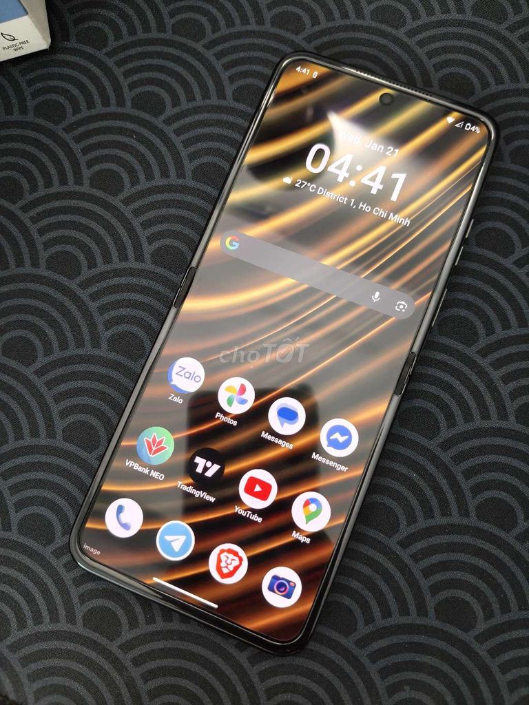 Motorola Razr 50 Xám. Mua bán Điện thoại tại Quận 1 Tp Hồ Chí Minh được đăng bởi Minh hình 1