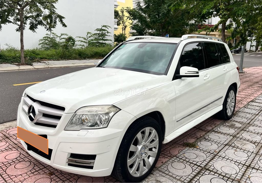 Mercedes GLK300 2010 Trắng 93000 km. Mua bán Ô tô tại Quận Gò Vấp Tp Hồ Chí Minh được đăng bởi Quang hình 12
