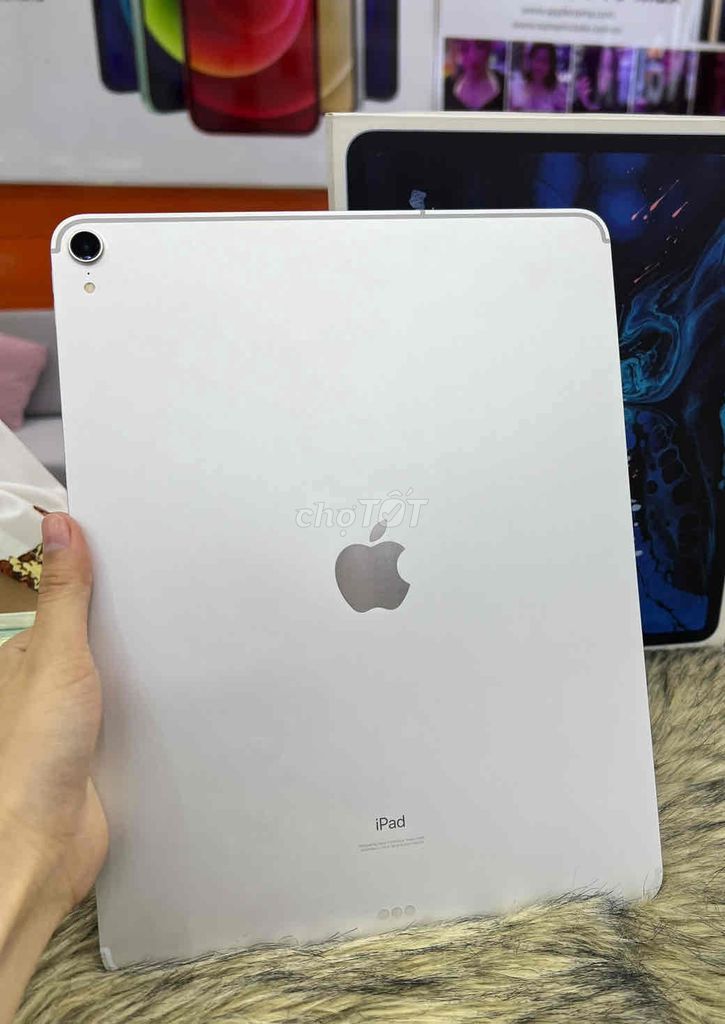 iPad Pro 2018 silver 12.9in 256 4G + Wifi pin 93%