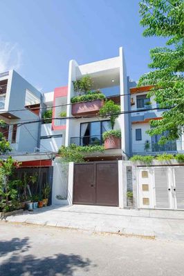 Bán nhà 3 tầng 3pn/3wc đông nam sát 29/3 hoà xuân. Mua bán nhà ở tại Quận Cẩm Lệ Đà Nẵng được đăng bởi Bất động sản đẹp Hoà Xuân