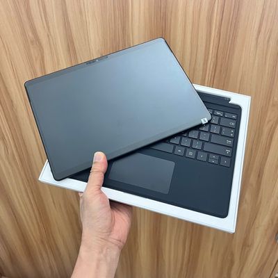 Laptop Surface Pro X SQ1 LTE  kết nối 5G KENG 99%.. Mua bán Laptop tại Thành phố Buôn Ma Thuột Đắk Lắk được đăng bởi Vi Tính Gia Lâm