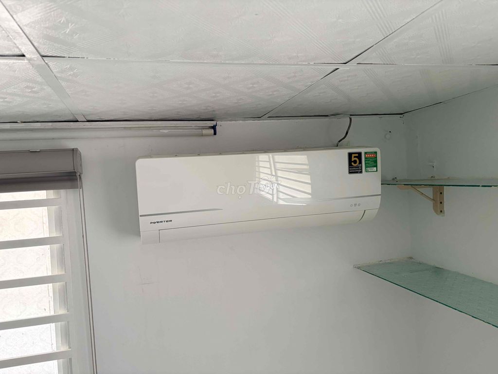 Máy lạnh Aqua 2 ngựa Inverter đã sử dụng Trắng. Mua bán Máy lạnh, điều hoà tại Huyện Nhà Bè Tp Hồ Chí Minh được đăng bởi Poo Nek hình 1