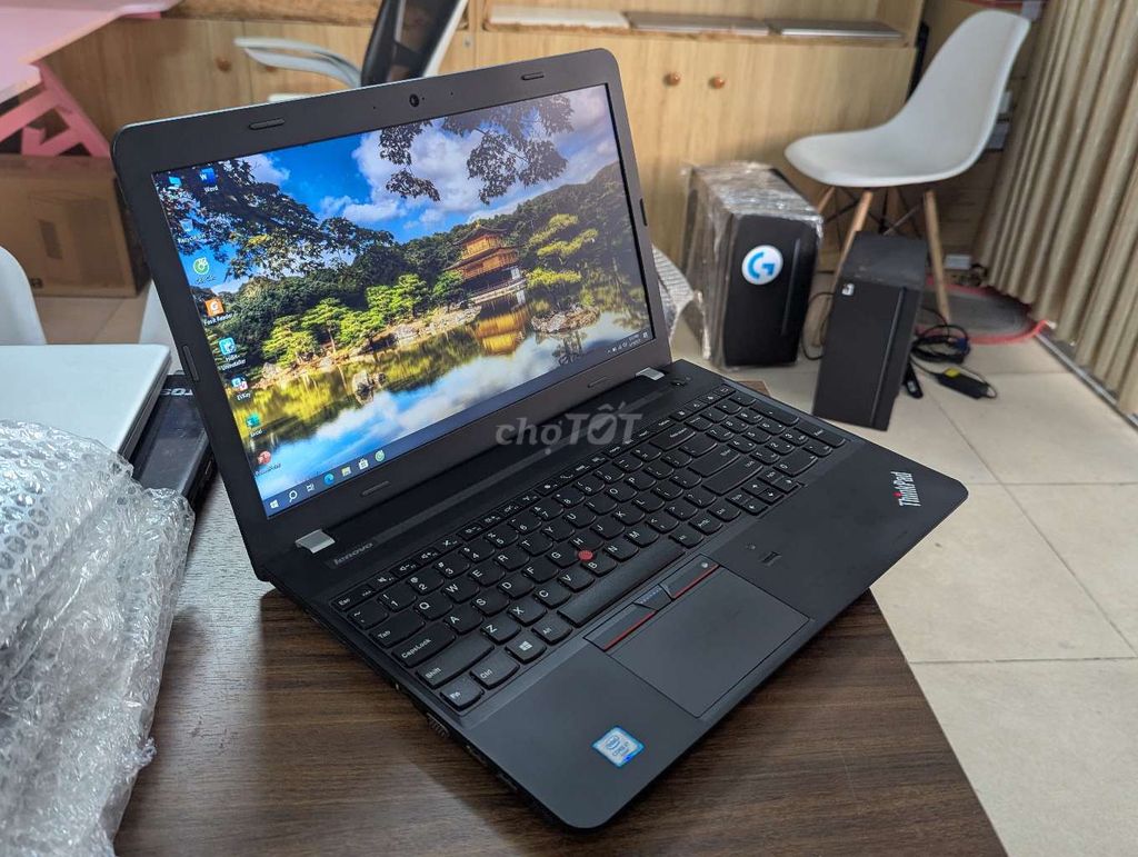 Lenovo I7gen6. 2tr9 giải trí, làm việc, học tập