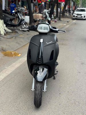 Vespa lướt đăng ký 2022,biển Hà Nội,bình lướt 2k24. Mua bán Xe điện tại Quận Cầu Giấy Hà Nội được đăng bởi Xe Điện 257 Hoàng Quốc Việt 