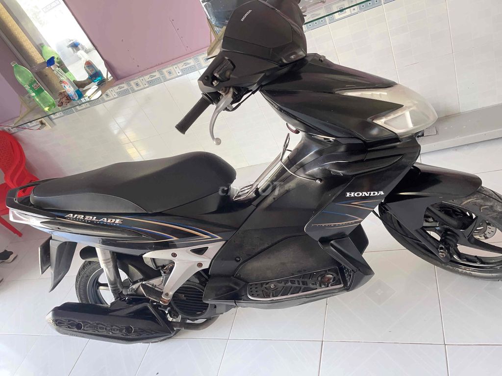 mua xe mới cho vk nên bán lại cho chị em đi chợ. Mua bán Xe máy tại Huyện Châu Thành Bến Tre được đăng bởi Henry Liền hình 4