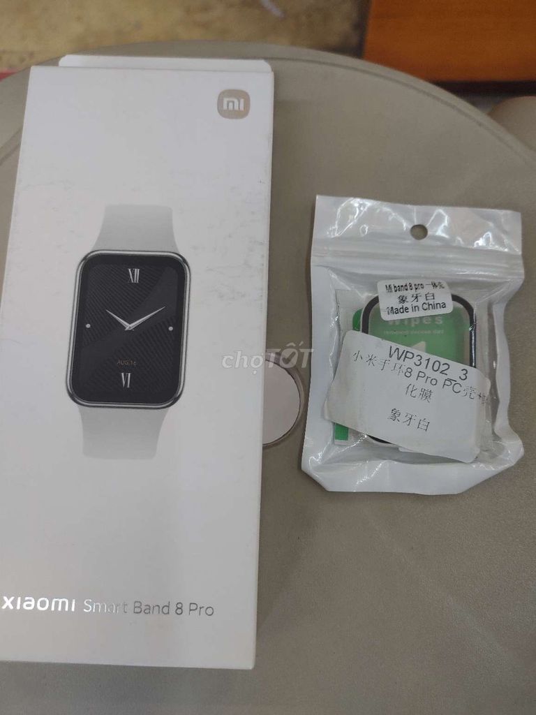 Xiaomi Smart Band 8 Pro Trắng. Mua bán Thiết bị đeo thông minh tại Quận 12 Tp Hồ Chí Minh được đăng bởi Tn2nd hình 1
