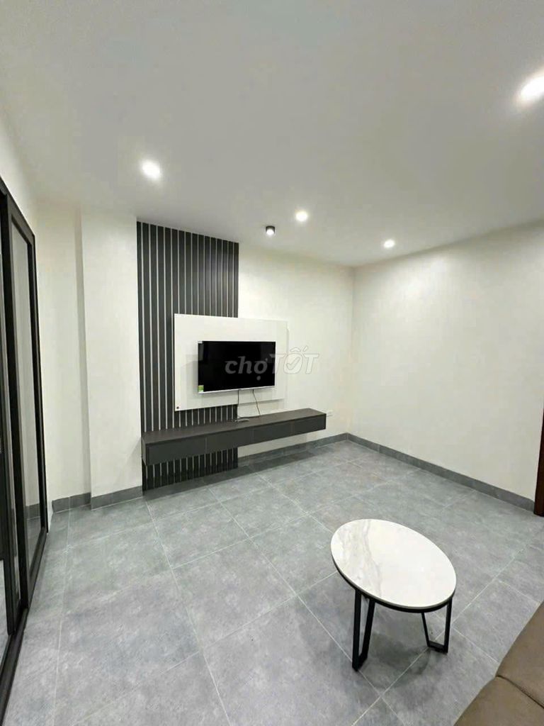 Комната 42m2_1BR 1 гостиная с базовым блоком, лифт_139 Фан Данг Луу