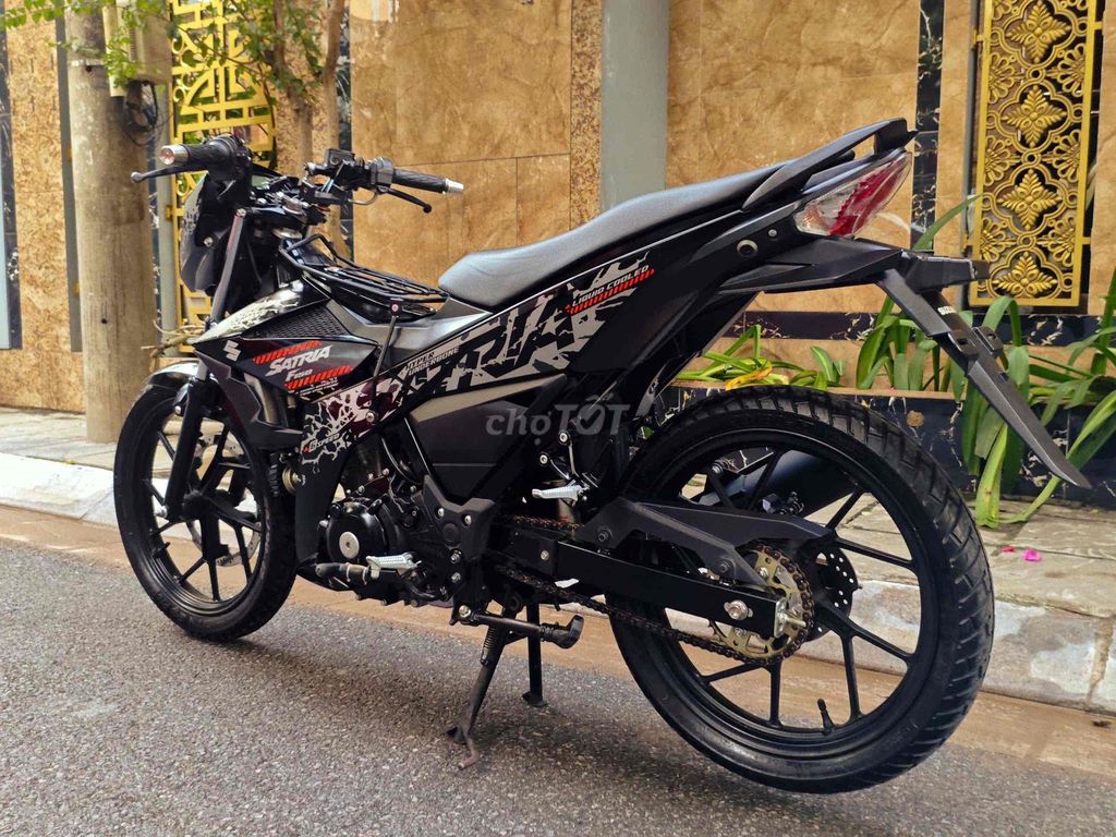 Suzuki Satria F150 FI xe Hải quan mới CÓ trả góp. Mua bán Xe máy tại Quận Cầu Giấy Hà Nội được đăng bởi Tong motor xe may hình 5