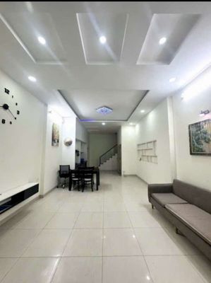 Bán nhà 3 lầu gần khu dân cư hồng long 6,8ty TL