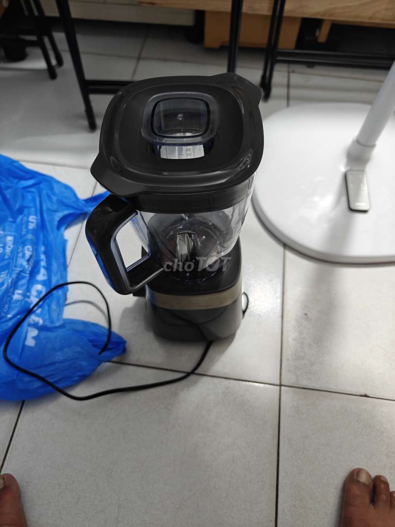 Máy xay sinh tố Philips Đen Nhựa, Kim loại. Mua bán Bếp, lò, đồ điện nhà bếp tại Quận 12 Tp Hồ Chí Minh được đăng bởi Như quỳnh hình 1