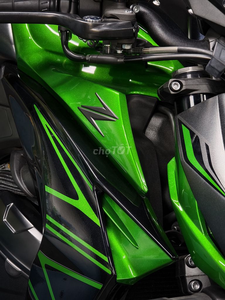 KAWASAKI Z1000R SIÊU ƯU ĐÃI