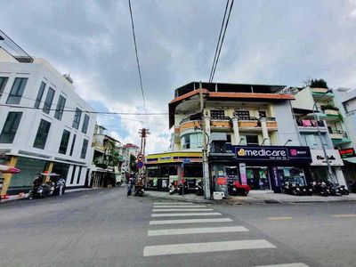nhà HXH tránh Trần Khánh Dư 3 tầng 3.6x7.7m. Mua bán nhà ở tại Quận 1 Tp Hồ Chí Minh được đăng bởi Trần Hiếu