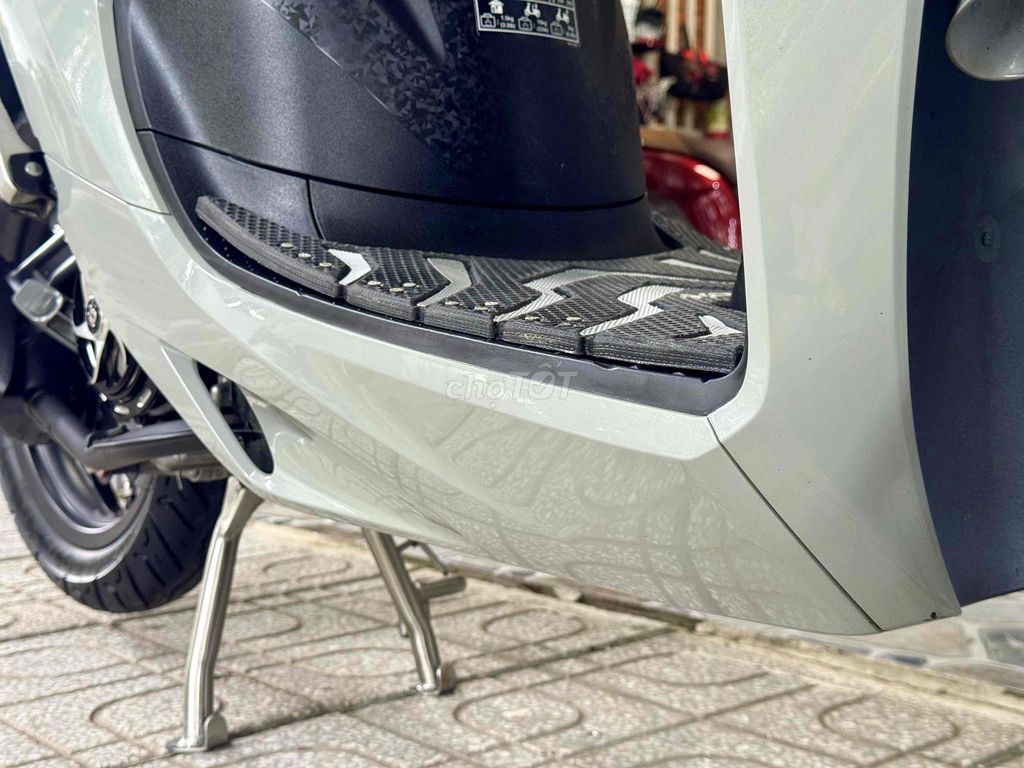 Vision Bản Thể Thao Màu Hott bs 65H1 Chính Chủ. Mua bán Xe máy tại Quận Ô Môn Cần Thơ được đăng bởi Tiến Tạp Hoá  hình 13