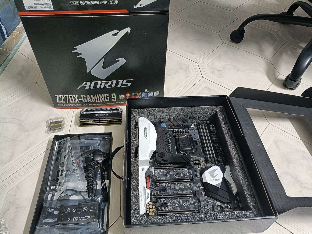 Combo main cỏ Z270x gaming 9