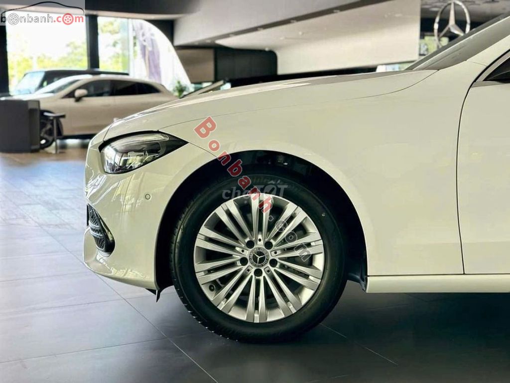 Mercedes Benz C200 Avantgarde 2025. Mua bán Ô tô tại Thành phố Nha Trang Khánh Hòa được đăng bởi Nguyễn Quang Nam hình 4