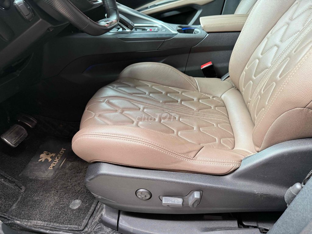 Peugeot 3008 GTLine 2022 SUV Châu Âu sang trọng. Mua bán Ô tô tại Thành phố Thủ Đức Tp Hồ Chí Minh được đăng bởi FASTCARS THÁI Ô TÔ CŨ  hình 19