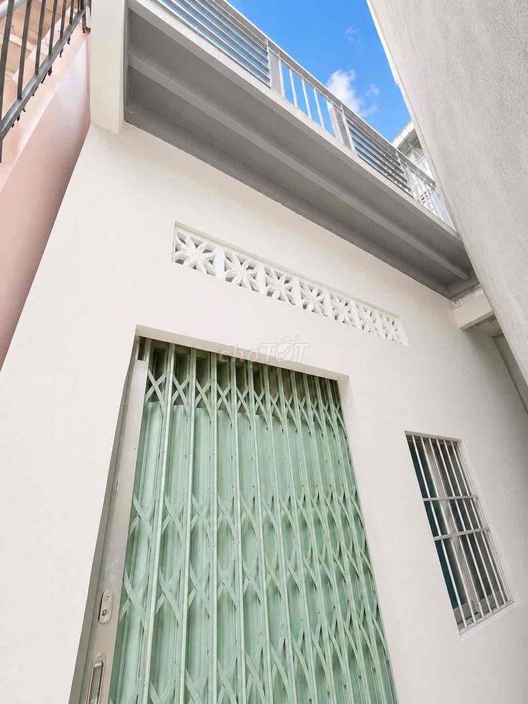 BÁN NHÀ Q6, HỒNG BÀNG, 23m2, HXH, GẦN COOPMART PHÚ LÂM, QUÁ RẺ 2 TỶ
