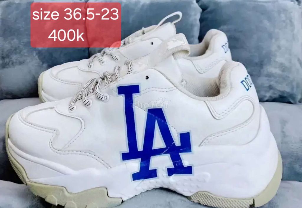 MLB  - size 36.5 - chính hãng mới 88%