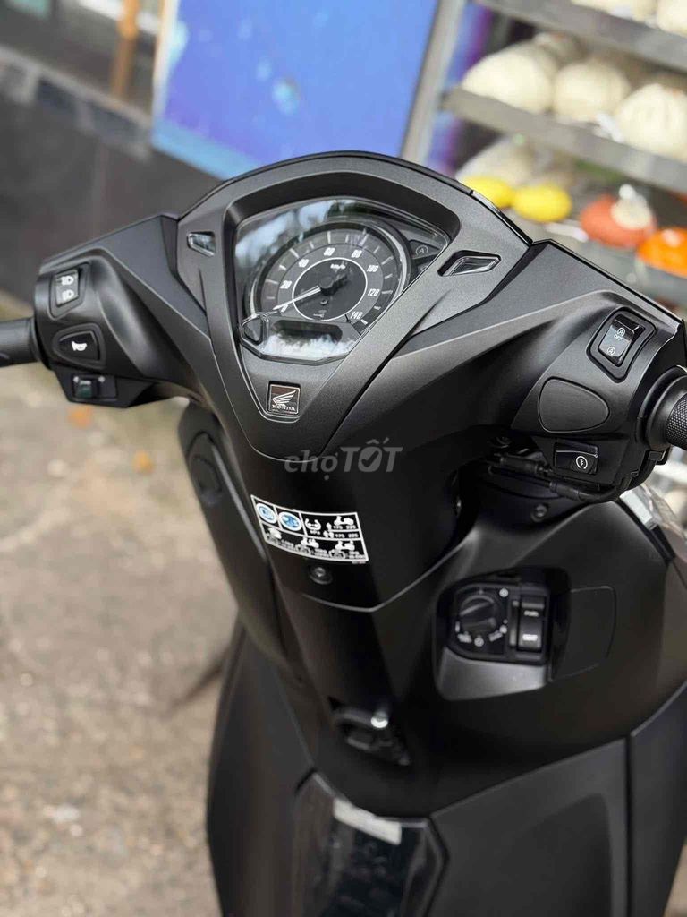 cần bán xe lead 4V 2024 bỉn 38838. Mua bán Xe máy tại Quận 11 Tp Hồ Chí Minh được đăng bởi thai kim phong  hình 5