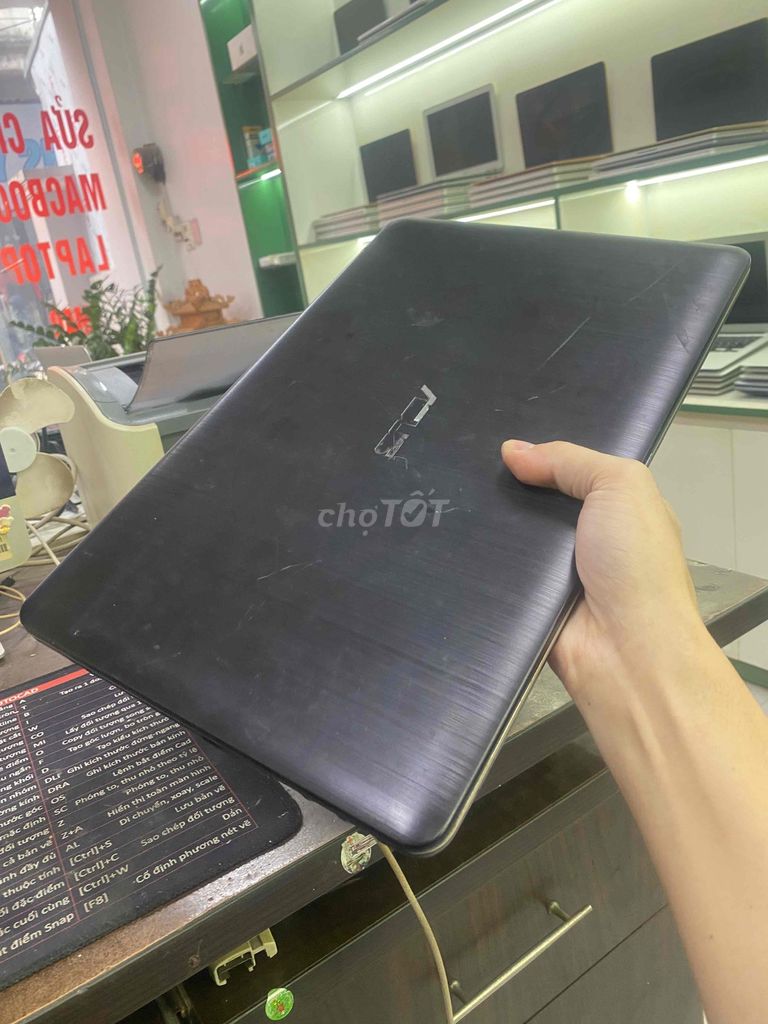 Asus X540 i3 5005u 15.6 inch 4GB/500GB. Mua bán Laptop tại Quận Hoàng Mai Hà Nội được đăng bởi Mac98 hình 1