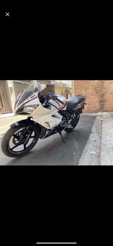 R15 xe đẹp zin đi rất ít bstp 9 chủ. Mua bán Xe máy tại Quận Tân Phú Tp Hồ Chí Minh được đăng bởi phong hình 11