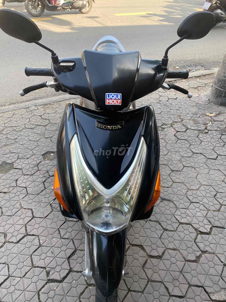 Honda Click màu Đen mâm 6 cây. Mua bán Xe máy tại Quận 7 Tp Hồ Chí Minh được đăng bởi thanh xuân hình 1