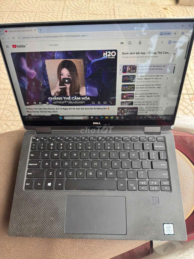 Dell XPS 13 9365 i5-8200Y 8GB. Mua bán Laptop tại Quận Cầu Giấy Hà Nội được đăng bởi Thu Thảo hình 1