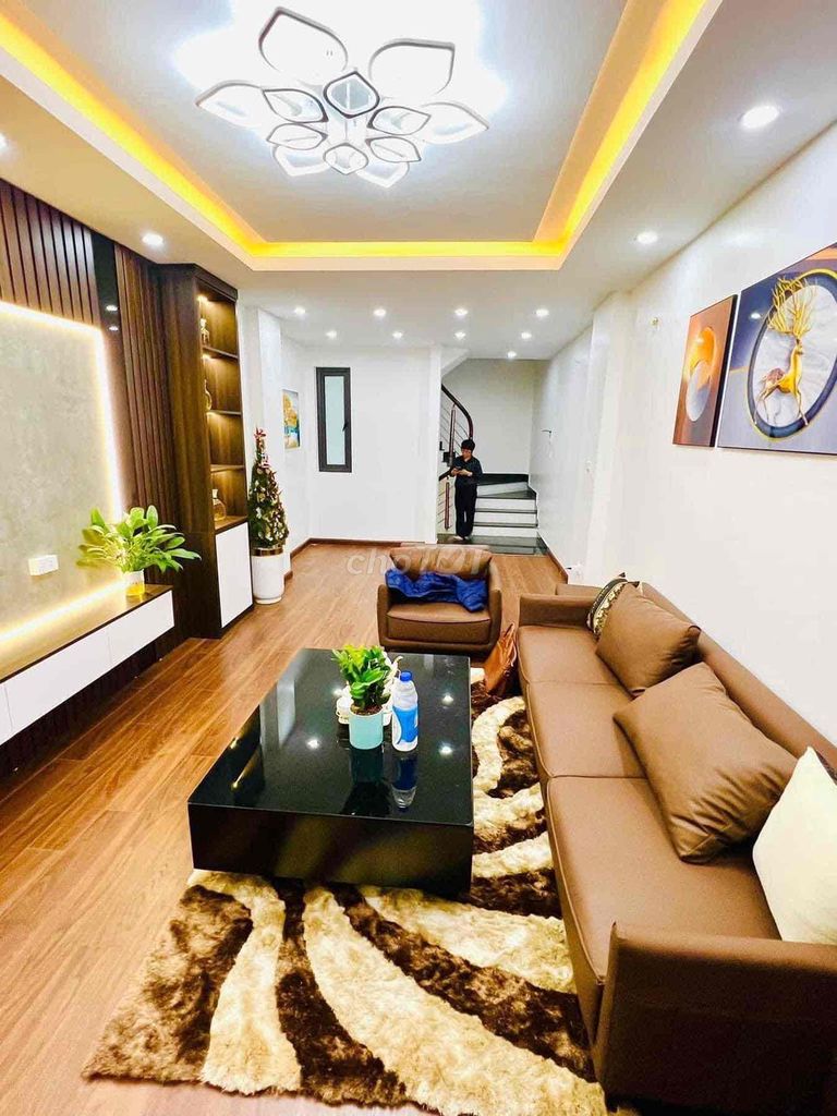 Có 102! Láng Hạ, Ba Đình 30m2, 6 tầng, Ô tô, Full Đồ Mới, 5,2 tỷ