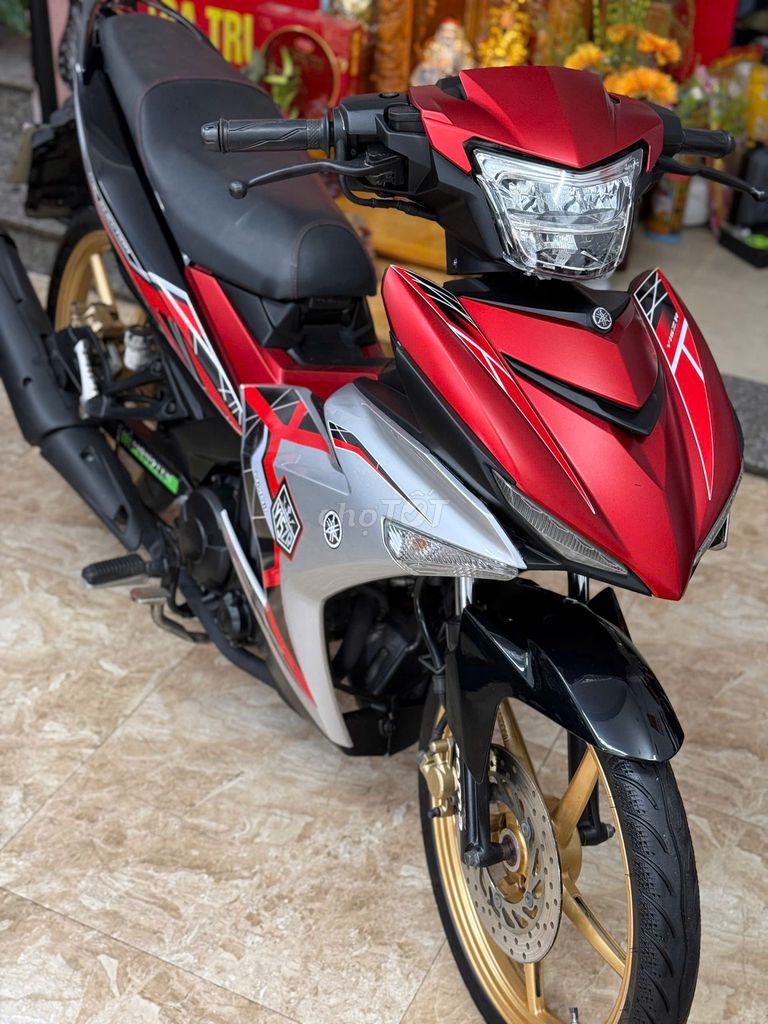 Xe máy Yamaha Exciter 150 màu Đỏ Đen Bạc bao êm. Mua bán Xe máy tại Quận Cẩm Lệ Đà Nẵng được đăng bởi Xe Máy Đức Vũ 658 Trần Cao Vân hình 2