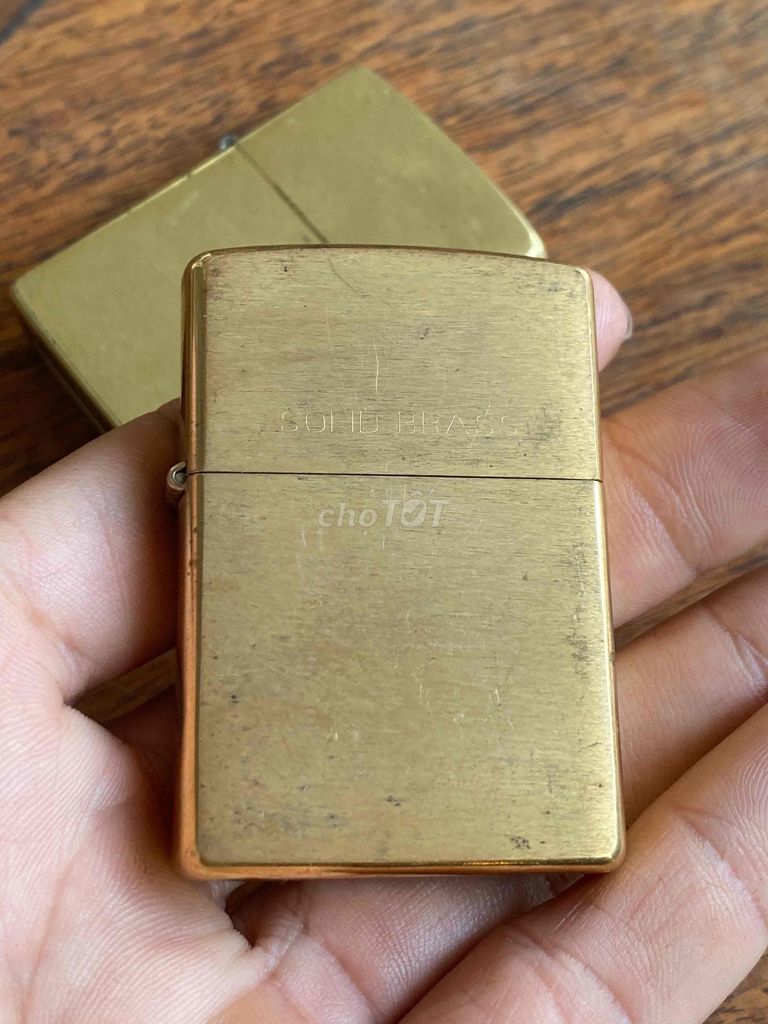 Zippo Solid Brass XIV ruột Canada