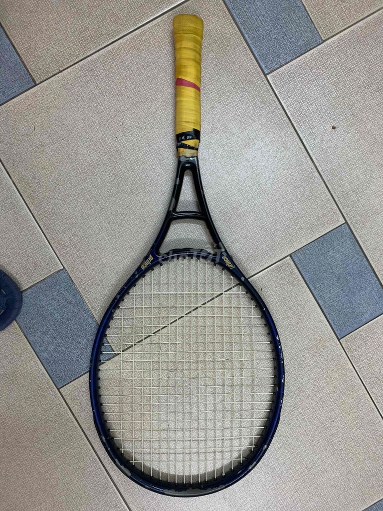 bán vợt tennis