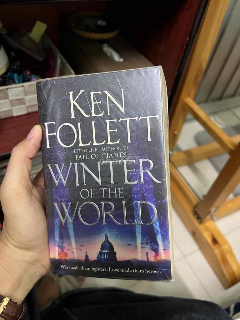 Sách Winter of the World Ken Follett Mới. Mua bán Sách tại Huyện Hóc Môn Tp Hồ Chí Minh được đăng bởi Kim Chi Mạch hình 1