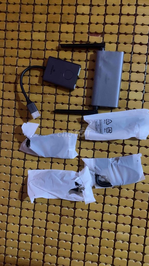 HDMI không dây Ugreen CM506. Mua bán Phụ kiện (Màn hình, Chuột...) tại Huyện Vĩnh Tường Vĩnh Phúc được đăng bởi Lucky hình 1