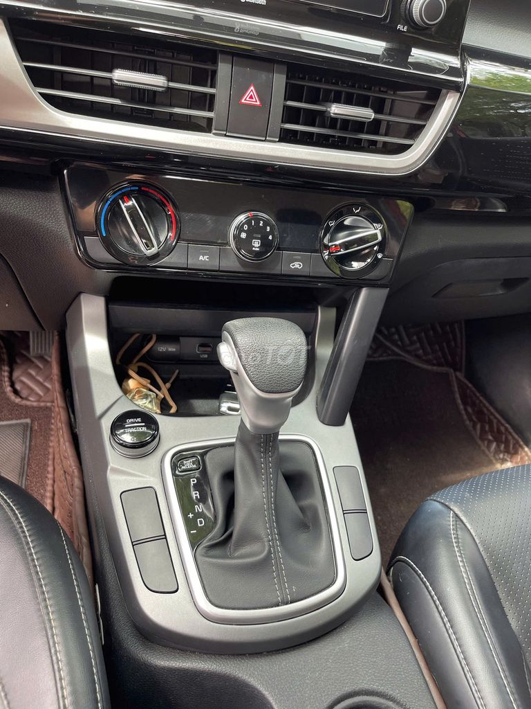 Kia Seltos 2023 Deluxe 1.6 AT - 49000 km. Mua bán Ô tô tại Thành phố Thủ Dầu Một Bình Dương được đăng bởi trần thị khánh huyền  hình 3