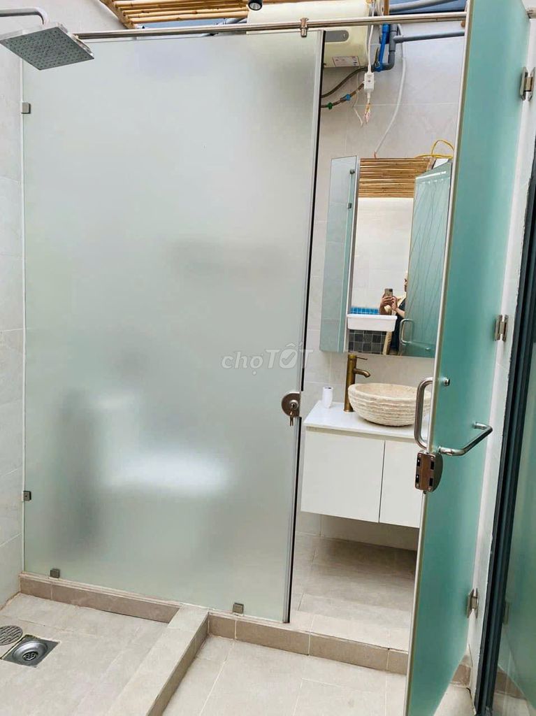 Cần cho thuê 1 căn 2PN 1WC quận 7 cọc 1 tháng