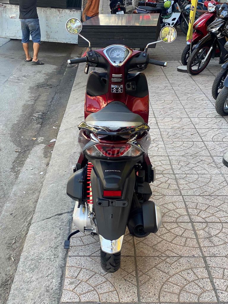 SH mode 2022 ABS chuẩn 7k9 km siêu đẹp zin✅. Mua bán Xe máy tại Quận Ninh Kiều Cần Thơ được đăng bởi Hiếu Xe máy Tân Liên Hưng 2 hình 5