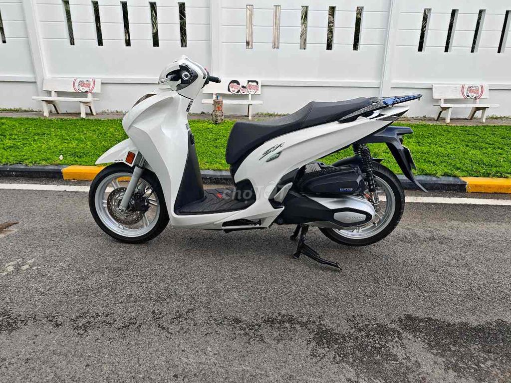 350 i. Mua bán Xe máy tại Thành phố Mỹ Tho Tiền Giang được đăng bởi Thai tran hình 3