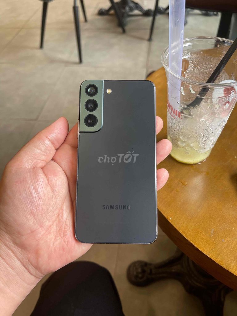 Samsung S22 8GB/256GB Đen. Mua bán Điện thoại tại Thành phố Qui Nhơn Bình Định được đăng bởi hung hình 1