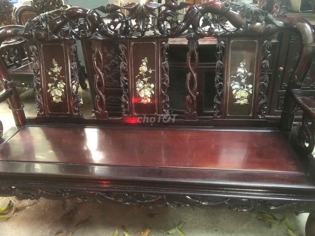 Bộ bàn ghế Gỗ Nâu đỏ 6 món Cẩn ốc. Mua bán Bàn ghế tại Quận Tây Hồ Hà Nội được đăng bởi Quang minh hình 1