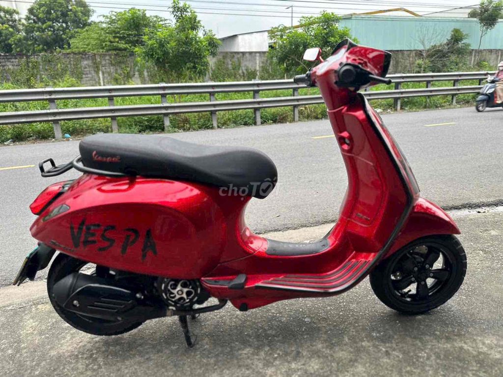 🔥 CẦN BÁN XE VESPA 2014 – MÀU ĐỎ ĐẸP NGUYÊN BẢN. Mua bán Xe máy tại Thành phố Dĩ An Bình Dương được đăng bởi Hoàng Ánh hình 3