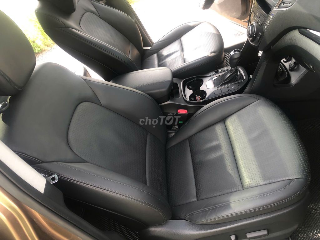 Hyundai Santa Fe 2015 2.2L 4WD - 41000 km. Mua bán Ô tô tại Huyện Hóc Môn Tp Hồ Chí Minh được đăng bởi Huy Hyundai hình 15