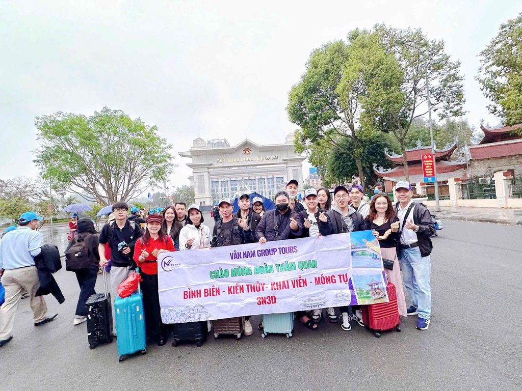 Dịch vụ du lịch Bình Biên. Du lịch tại Quận Đống Đa Hà Nội được đăng bởi Anh thư hình 1