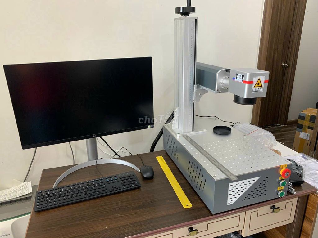 Máy laser khắc vàng bạc trang sức. Mua bán Đồ chuyên dụng, Giống nuôi trồng tại Huyện Hóc Môn Tp Hồ Chí Minh được đăng bởi phạm  phương dung hình 1