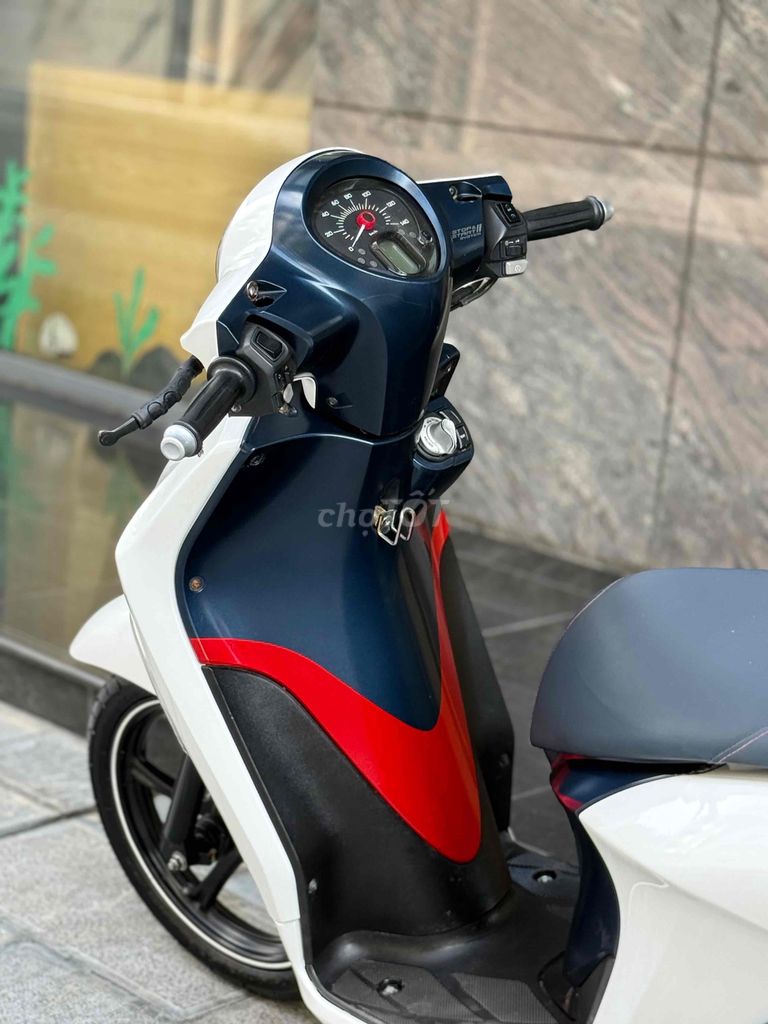 Yamaha Janus bản Limited smartkey Chất lượng 29D2. Mua bán Xe máy tại Quận Ba Đình Hà Nội được đăng bởi Xe Máy Nam Thi hình 3