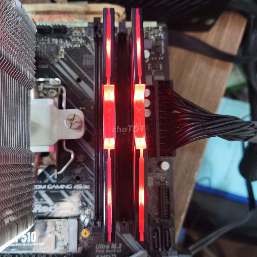 DDR4 8gbx2 led red . Mua bán Linh kiện (RAM, Card...) tại Quận 3 Tp Hồ Chí Minh được đăng bởi Tran Phat hình 1